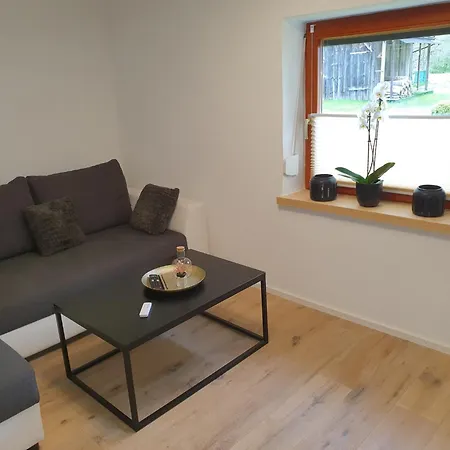 Haus Bachrauschen בית נופש *