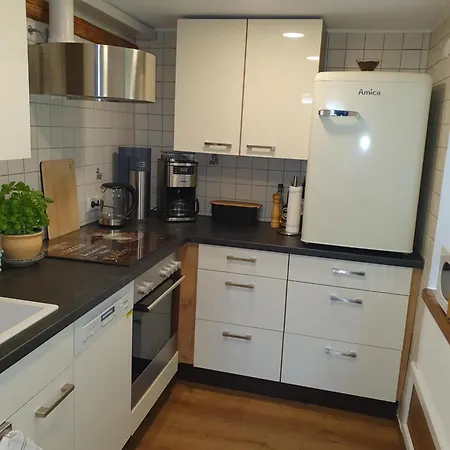 Haus Bachrauschen בית נופש *